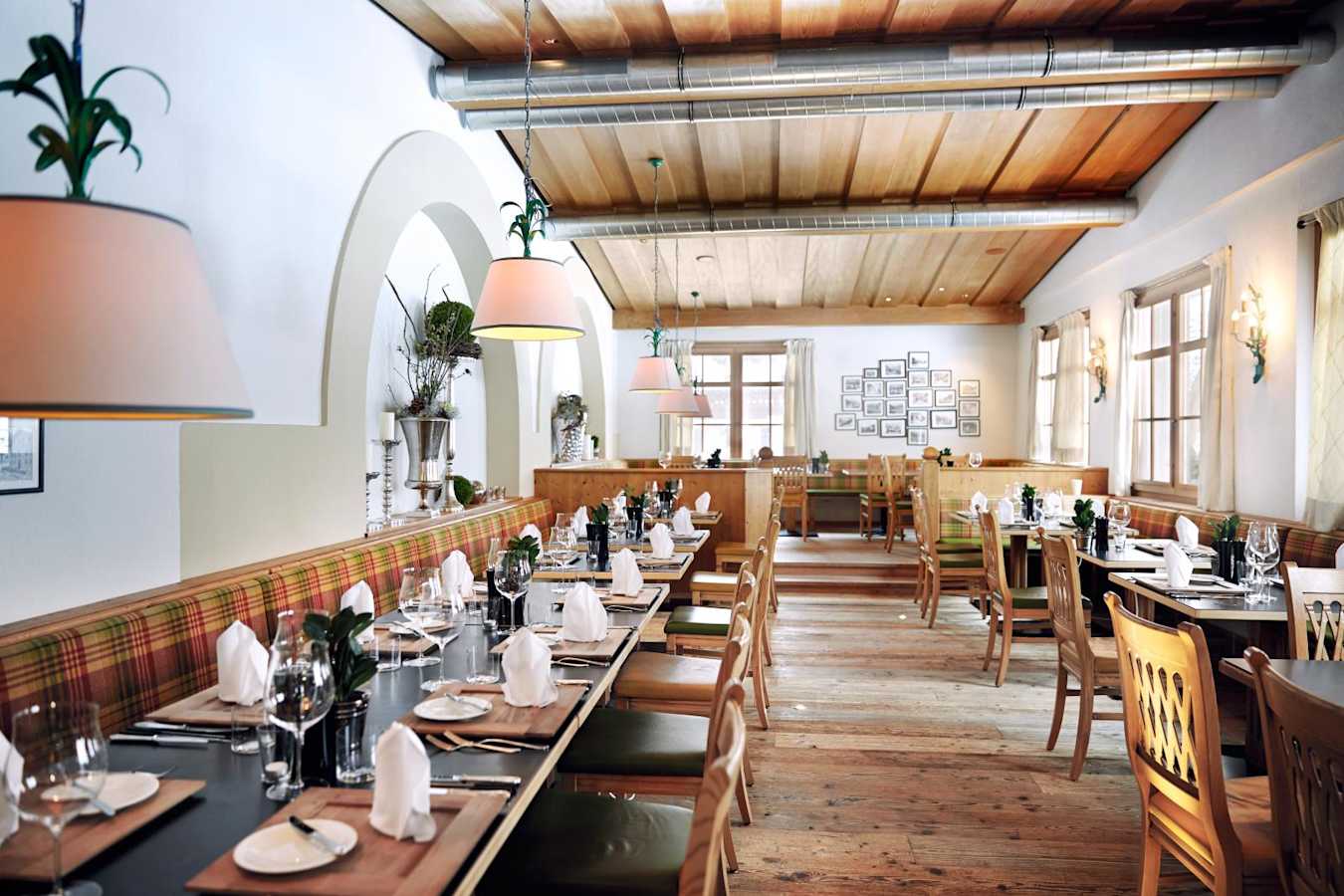 Restaurant - Tyrol Hotel