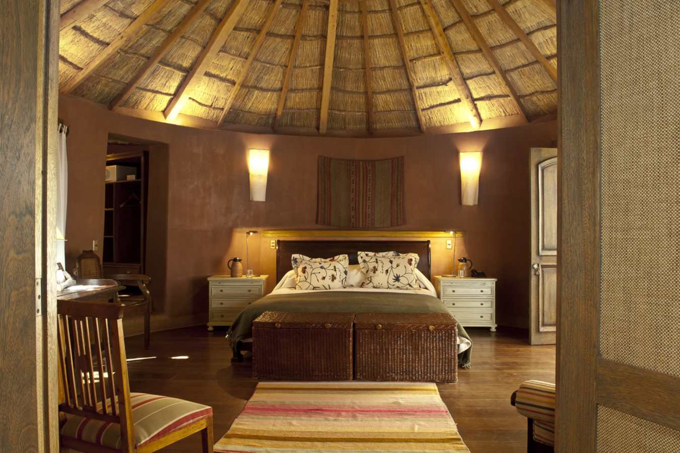 Round Suite - Awasi