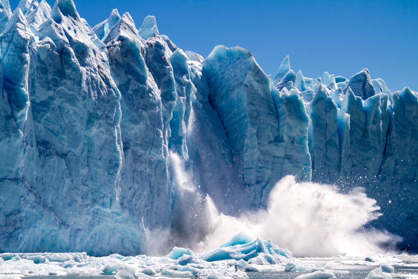 Perito Moreno glacier - Patagonia by land & sea