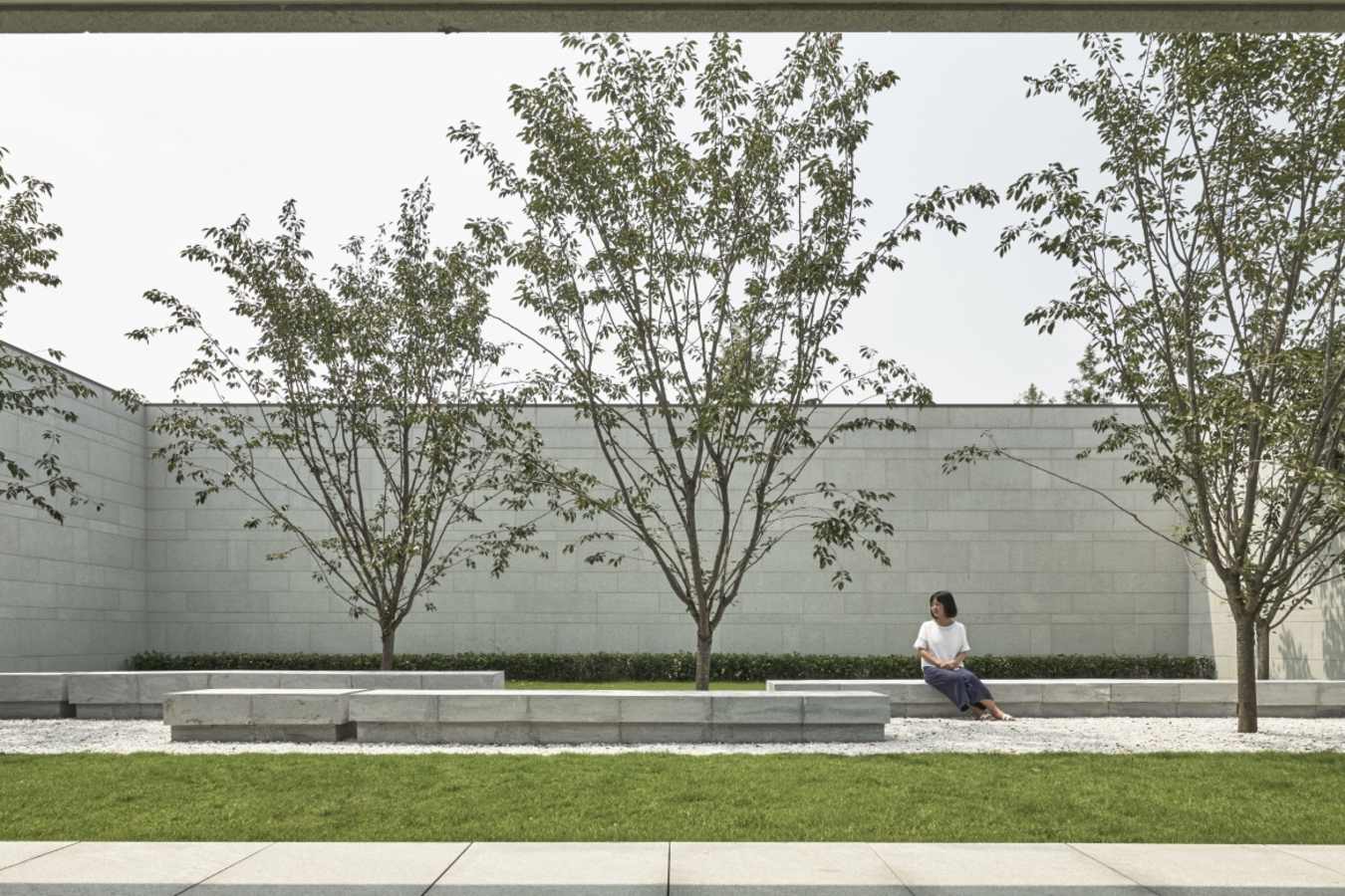 Outdoor Seating Area 