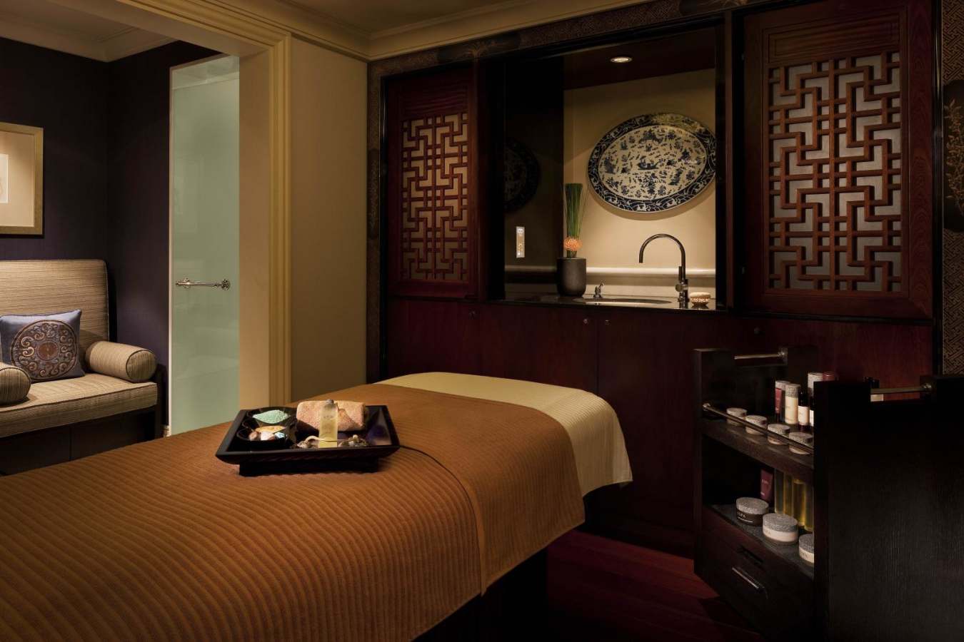 Spa - The Peninsula