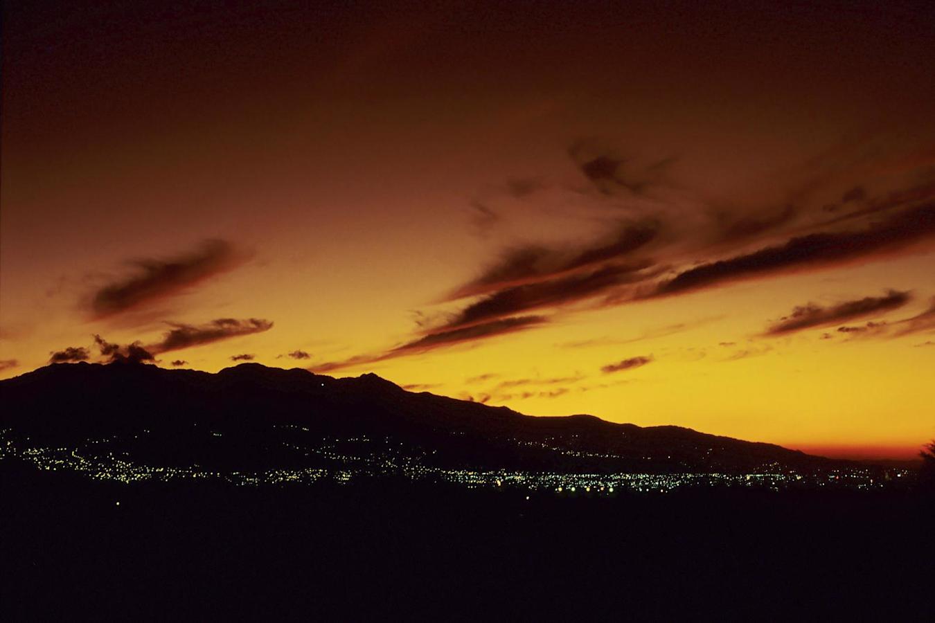 Sunset View - Finca Rosa Blanca Country Inn