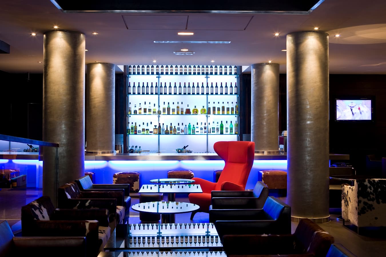 Bar area 