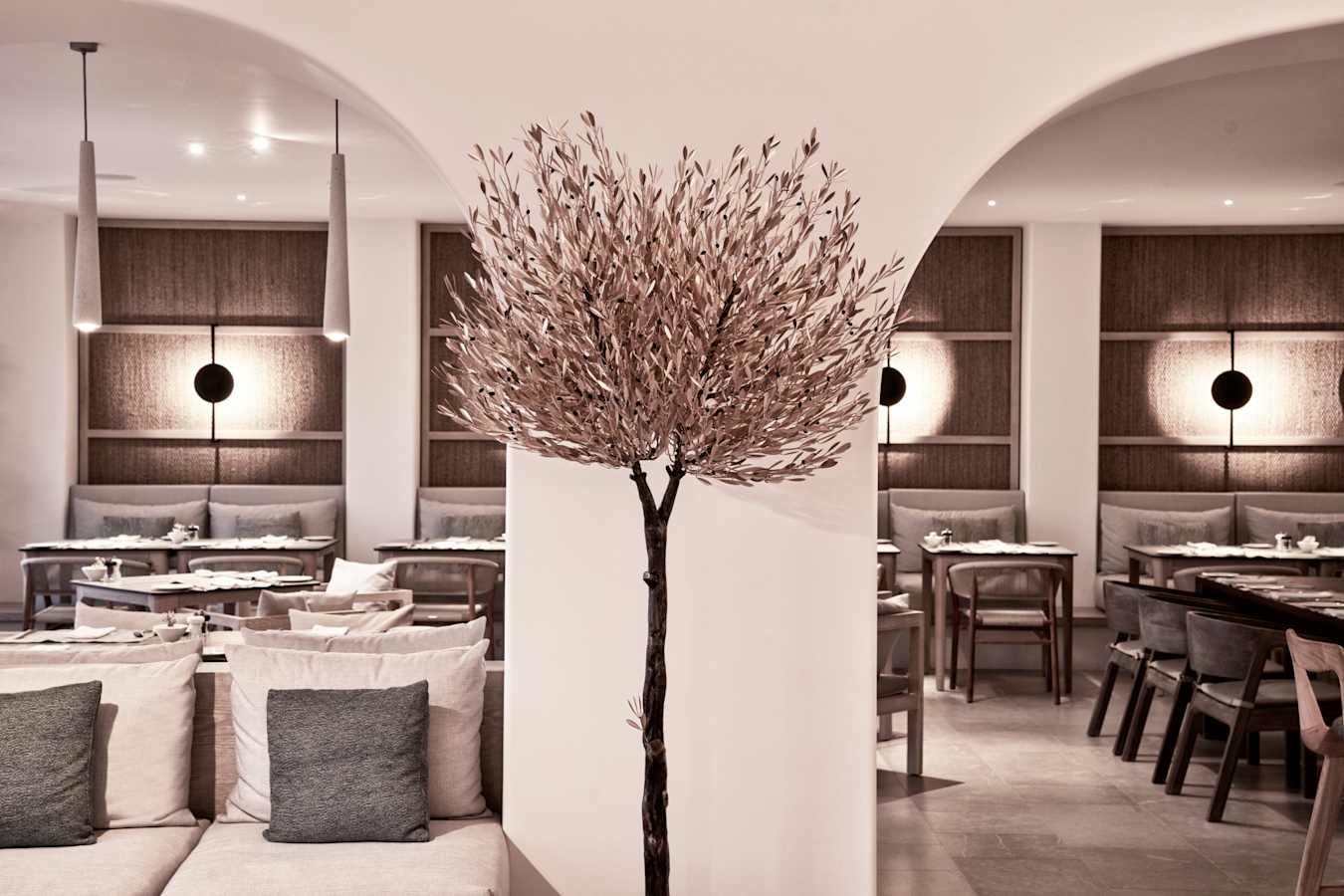 Elements Resurant Bar  