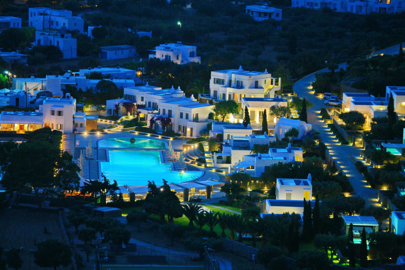 Resort at night 