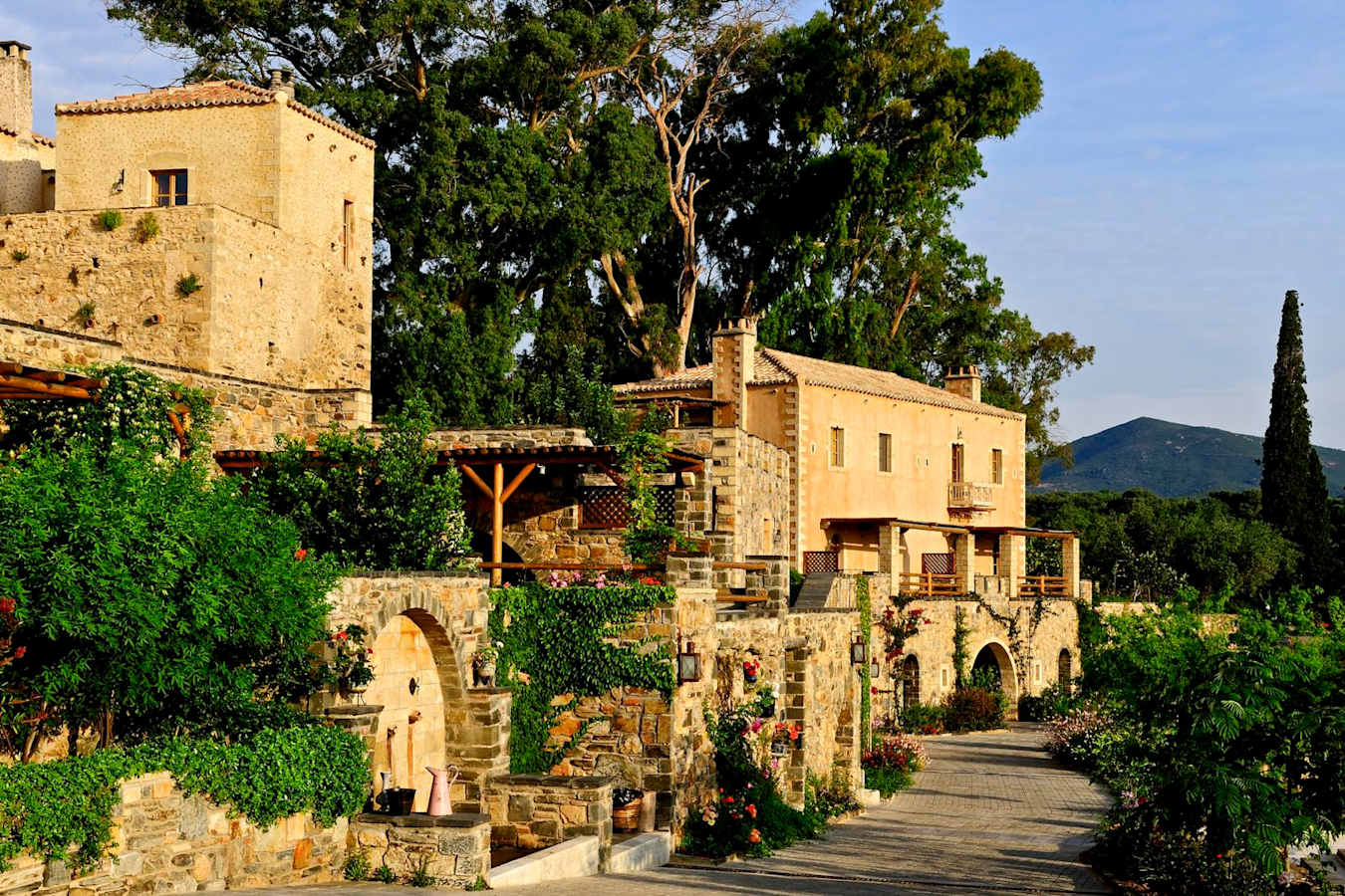 Exterior - Kinsterna Hotel & Spa