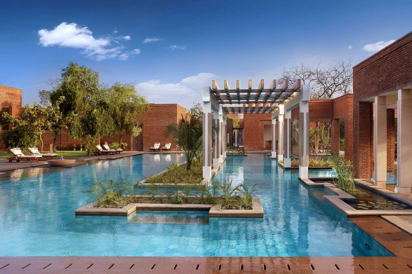 The Royal Spa Pool - ITC Mughal Agra