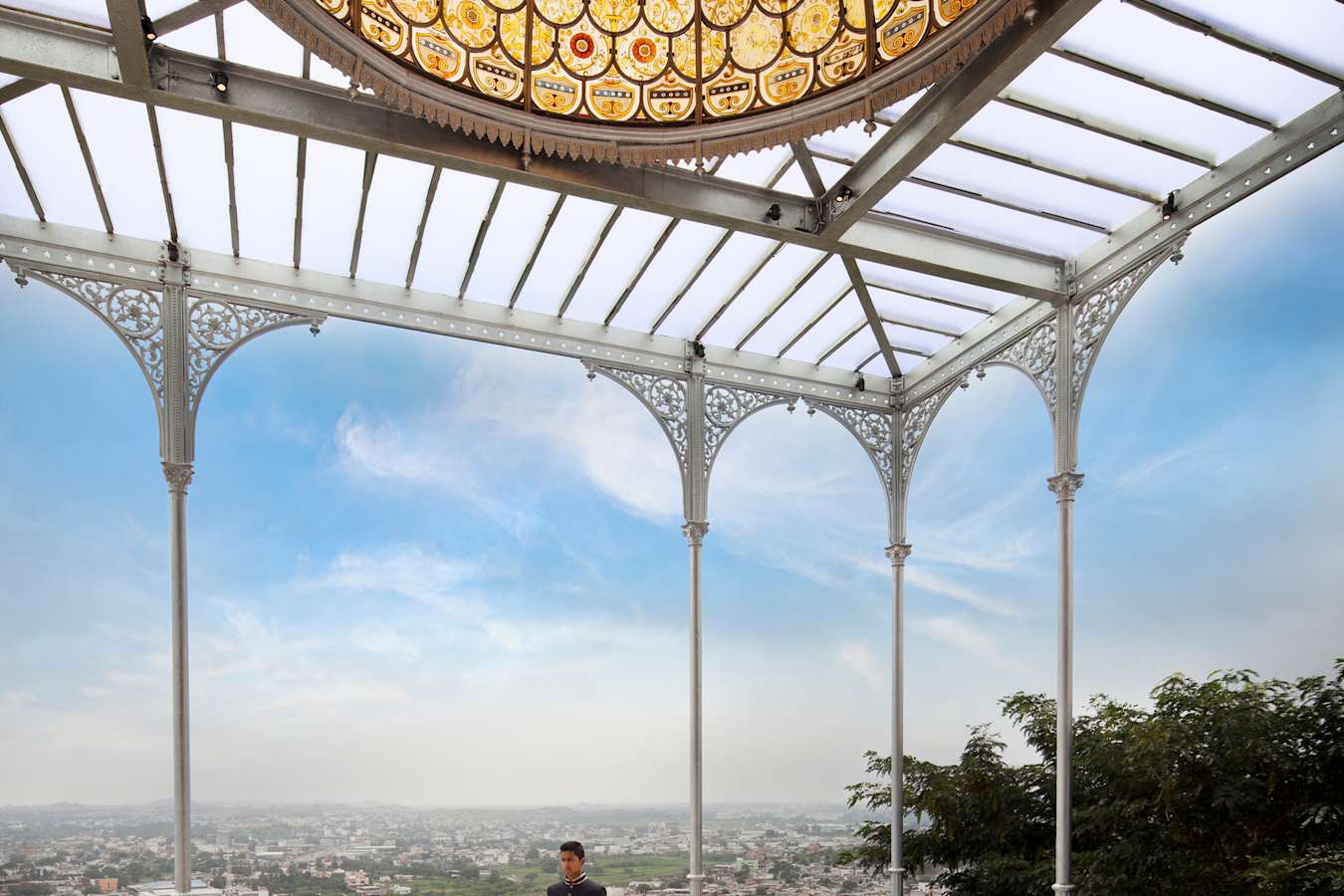 Outdoor seating area - Taj Falaknuma Palace 