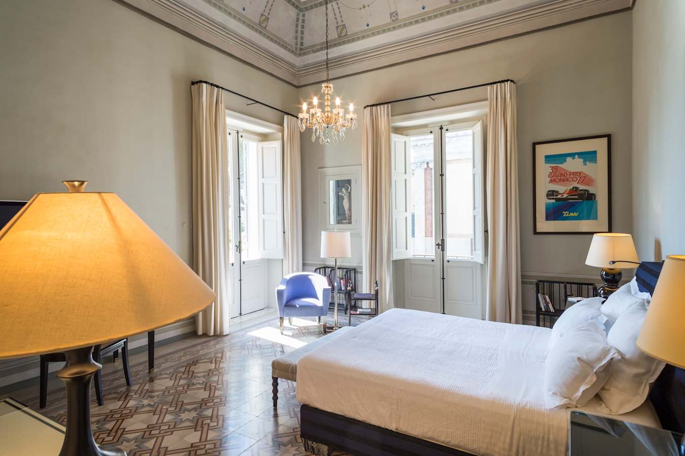 Roman Suite 
