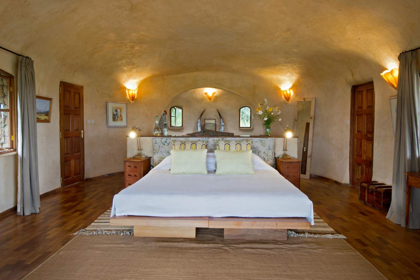 Earth Pod - Lewa House 
