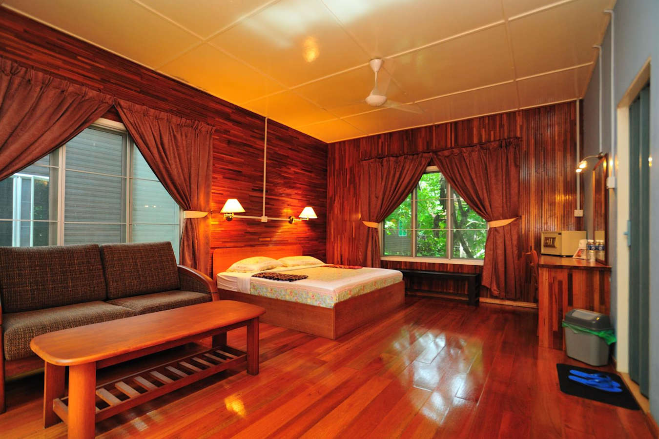 Double Bed Room - Kinabatangan Riverside Lodge