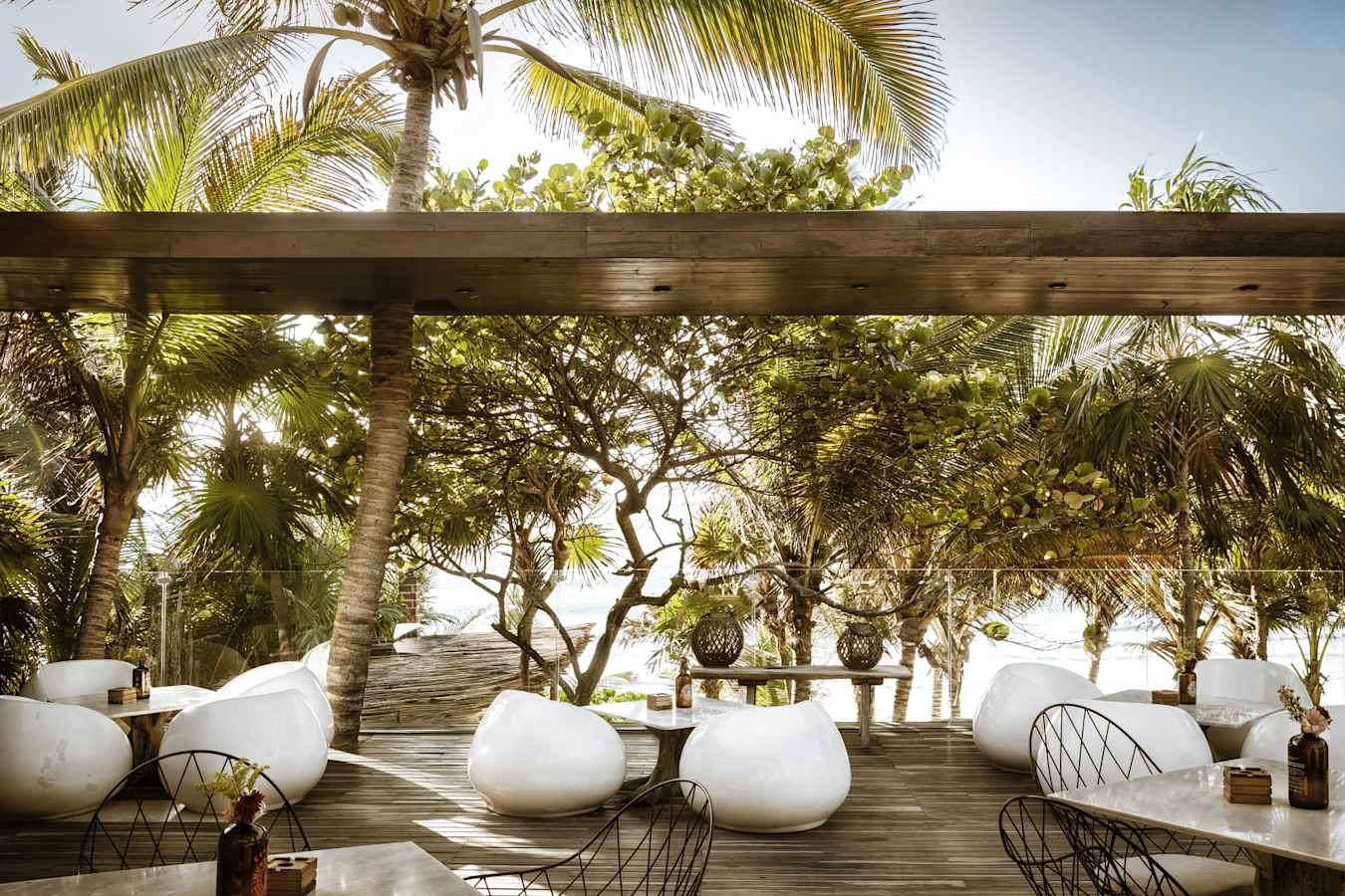 Bar seating - Be Tulum