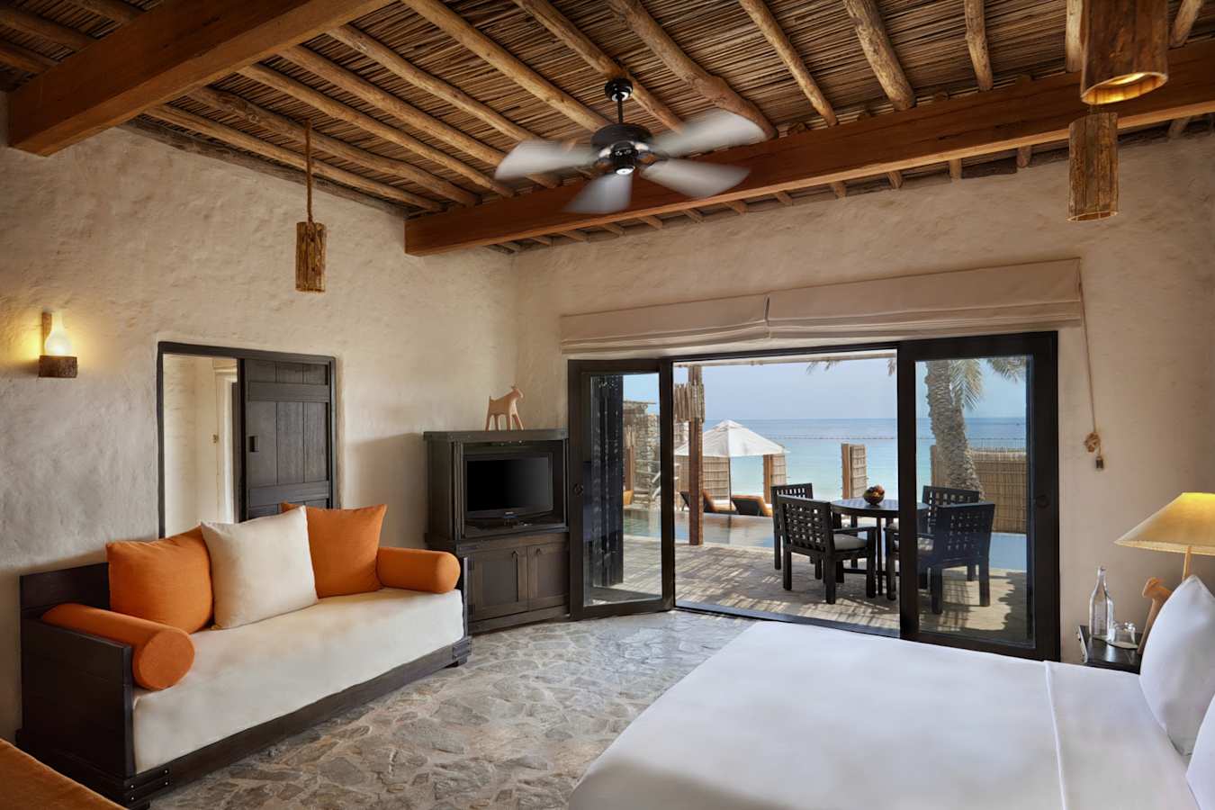 Pool Villa Suite Beachfront - Six Senses Zighy Bay