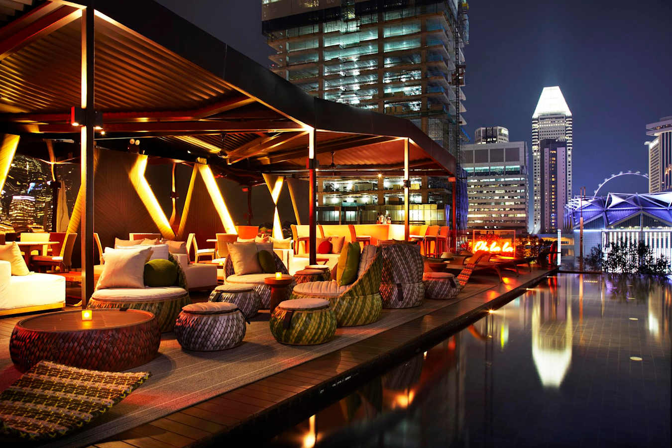 Cloud 9 Rooftop Bar - Naumi Hotel