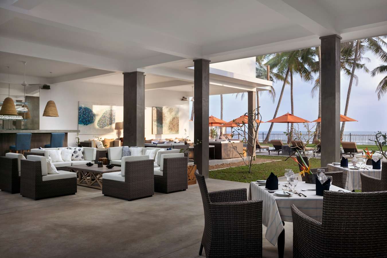 Bar - KK Beach