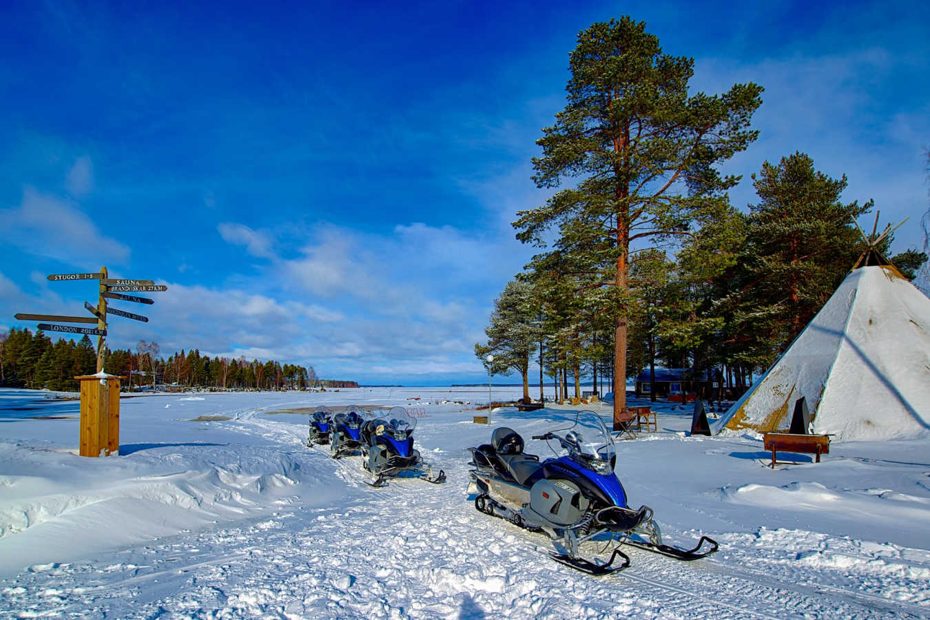 Snowmobile excursion