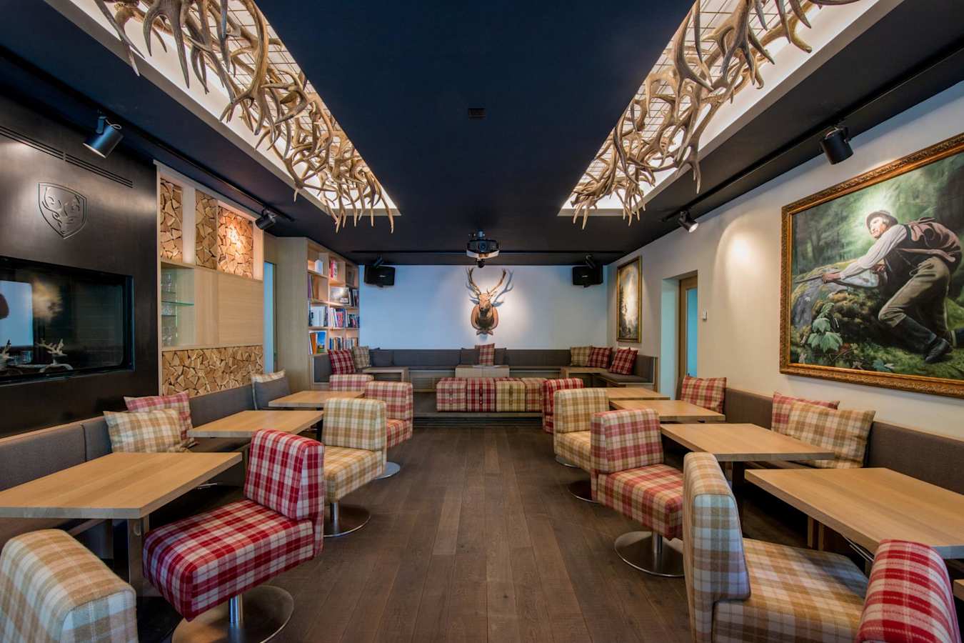 Lounge - Cervo Mountain Resort Summer