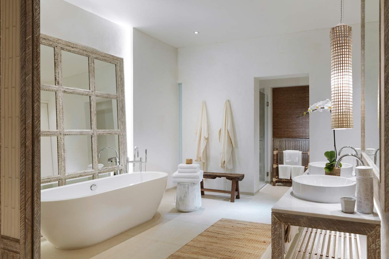 Rin Terrace Suite Bathroom 