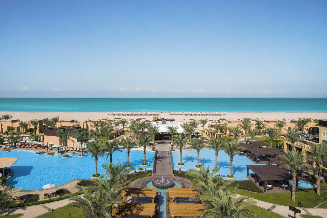Saadiyat Rotana Resort  Villas - Beach View 