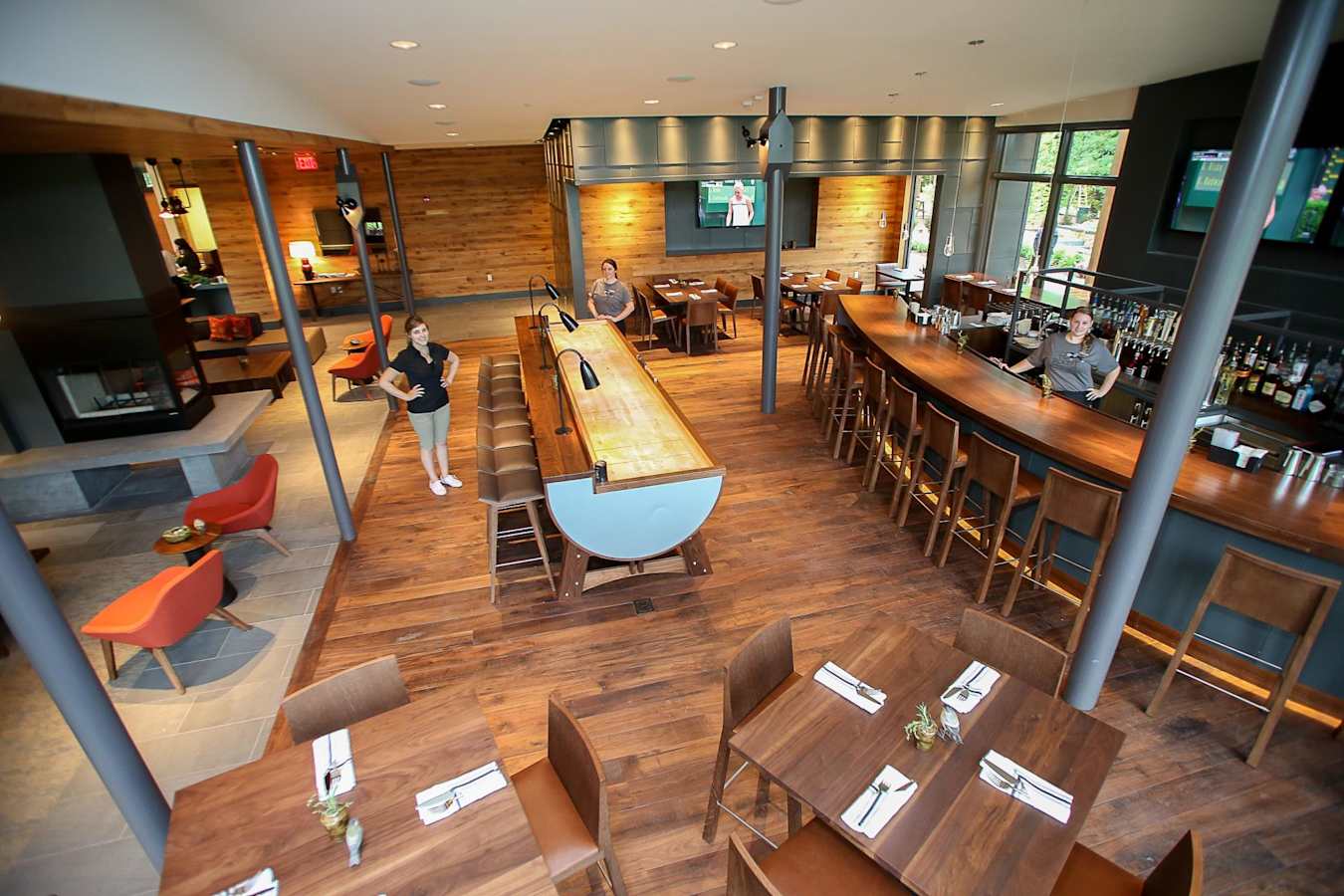 Dining  - Topnotch Resort & Spa