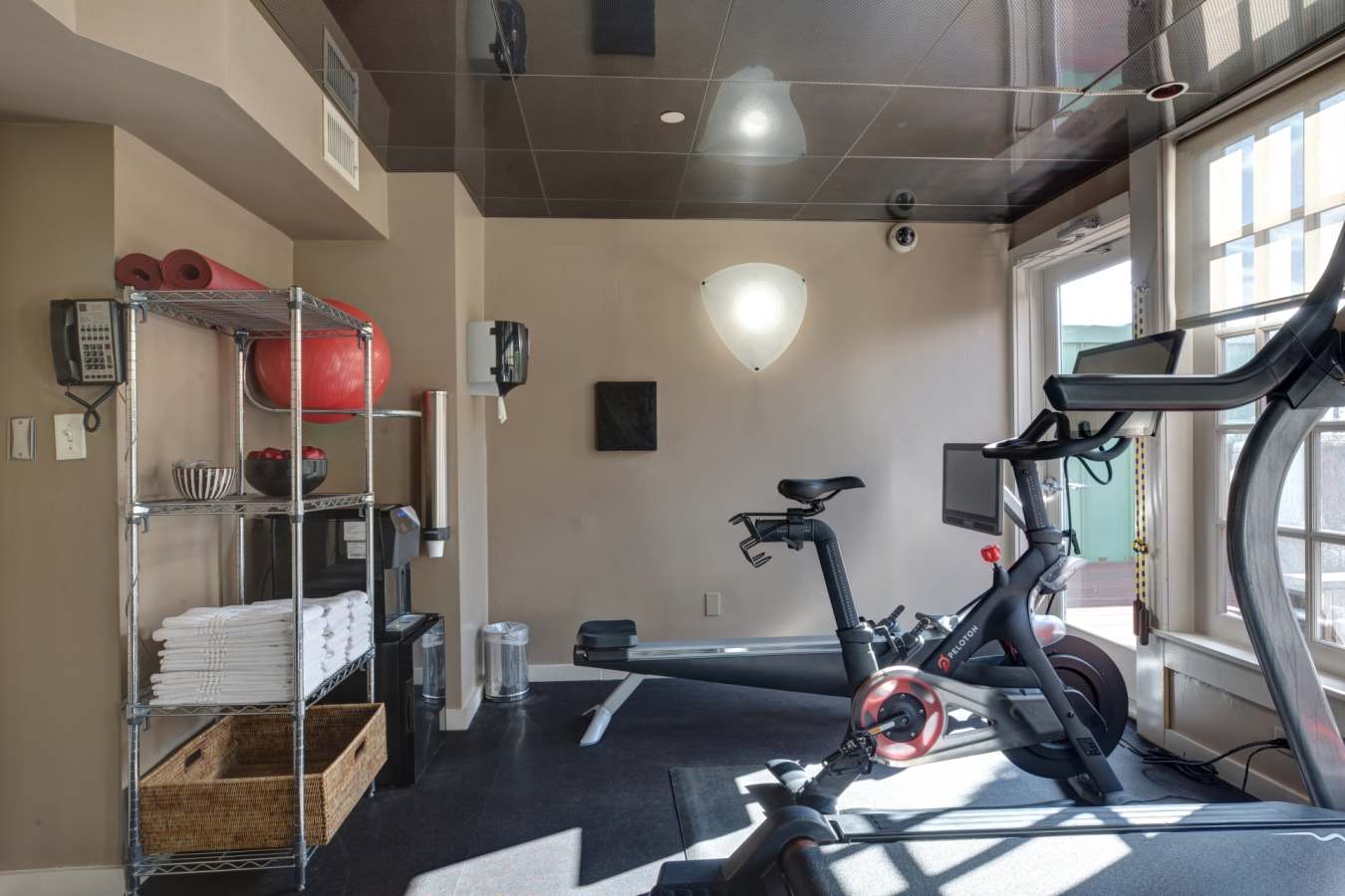 Fitness Room - XV Beacon 