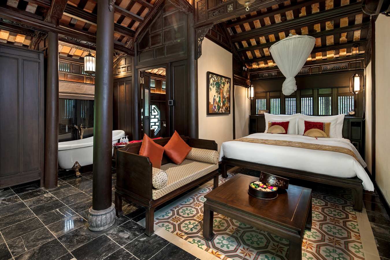 Trang Tien House - Ancient Hue Garden Houses 