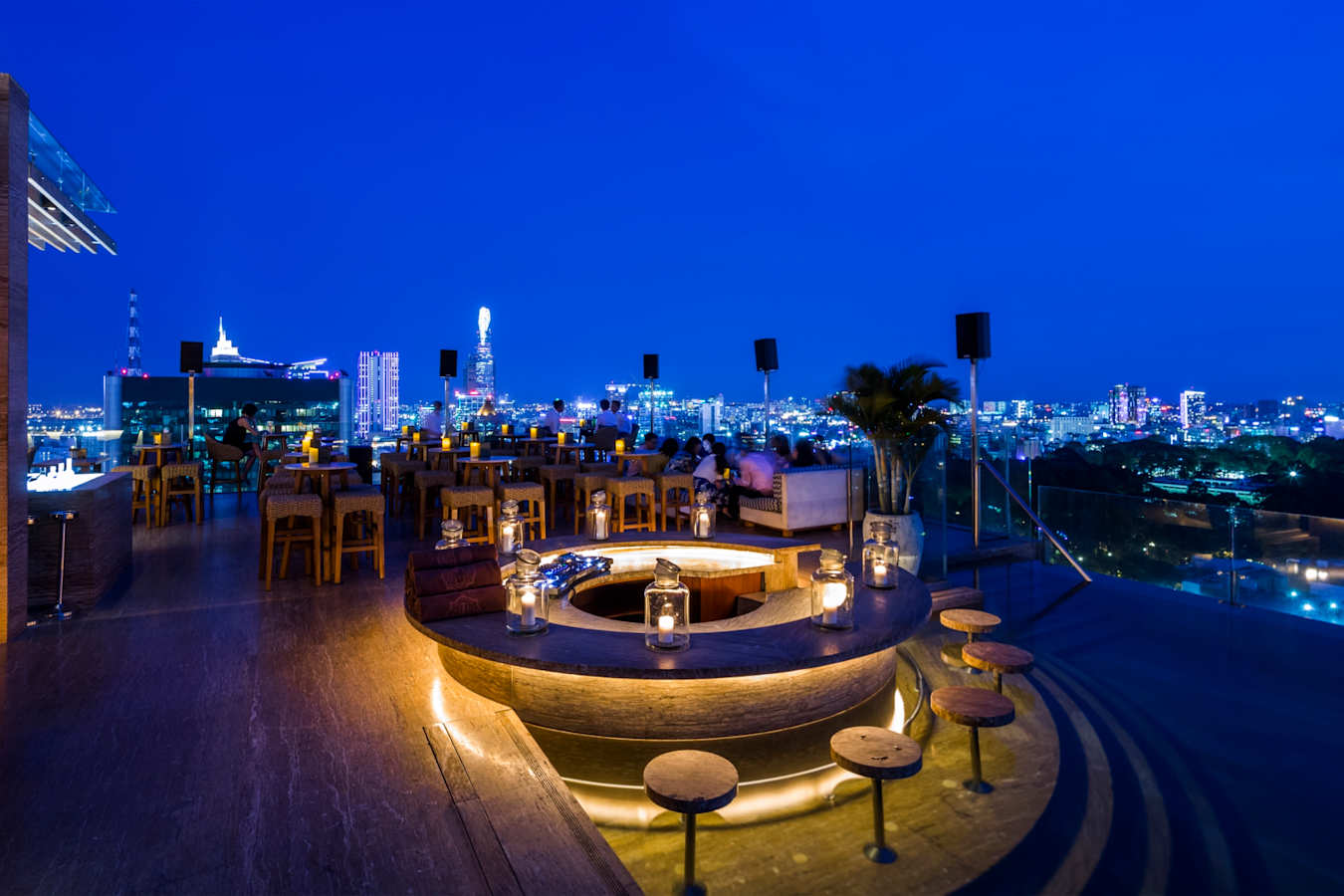 Rooftop Bar in Vietnam - Hotel Des Arts Saigon