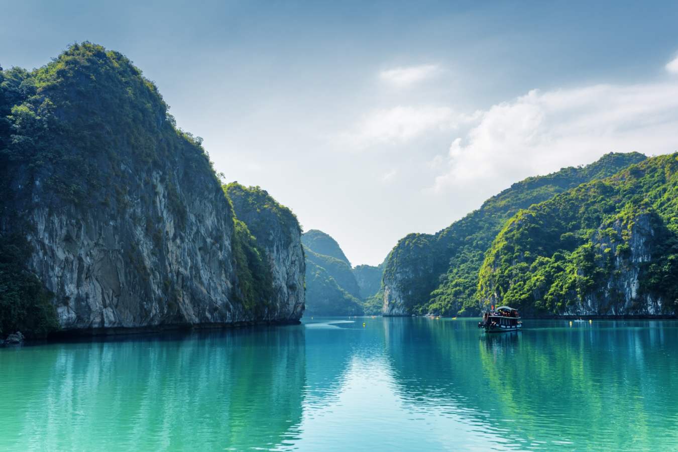 Halong Bay 