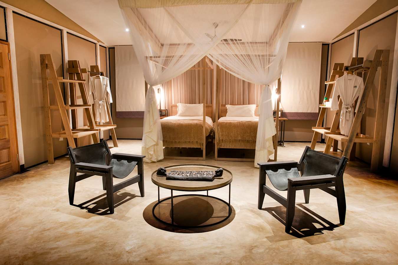 Twin bedroom