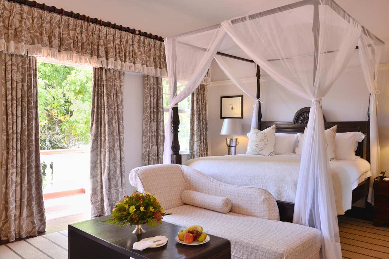Honeymoon Suite   - Victoria Falls Hotel