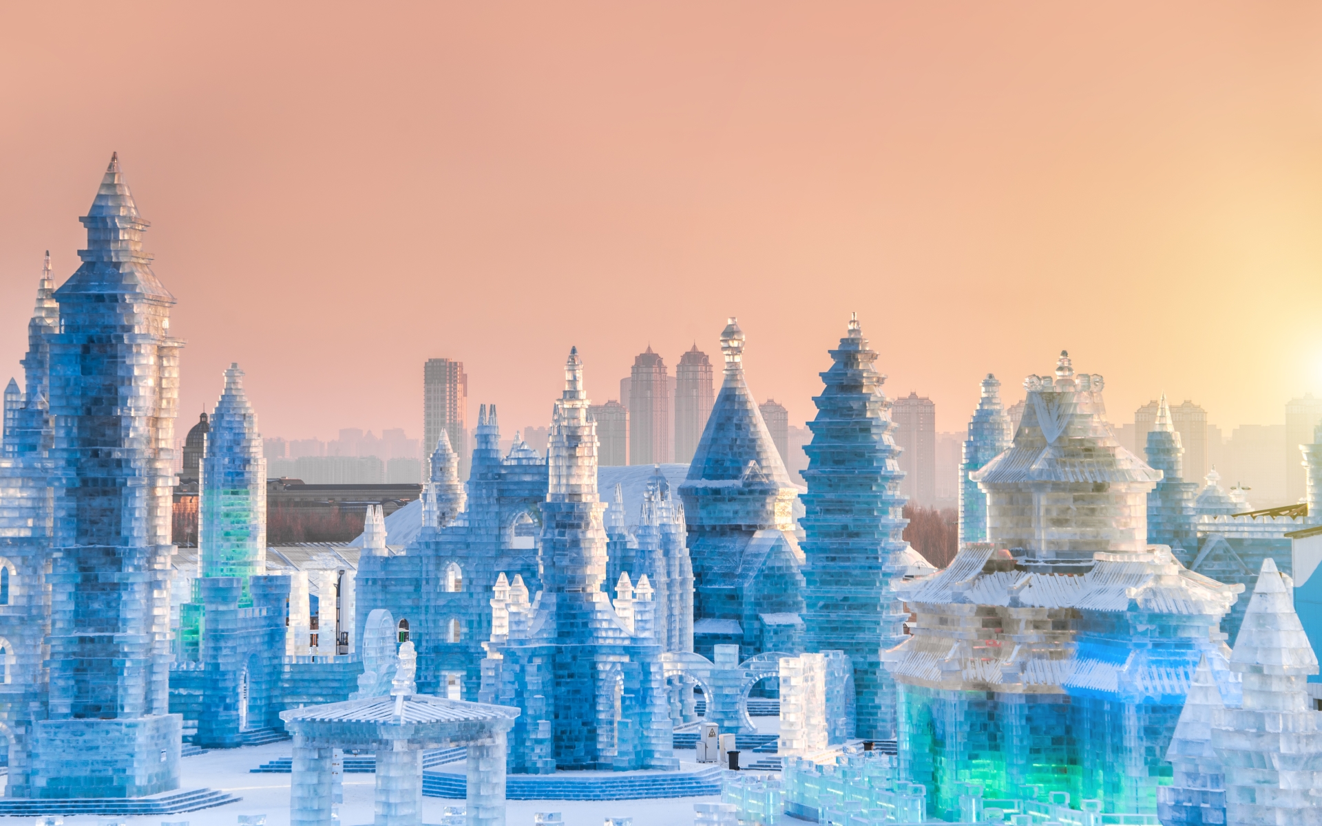 A Short Getaway to Harbin Ice Festival 