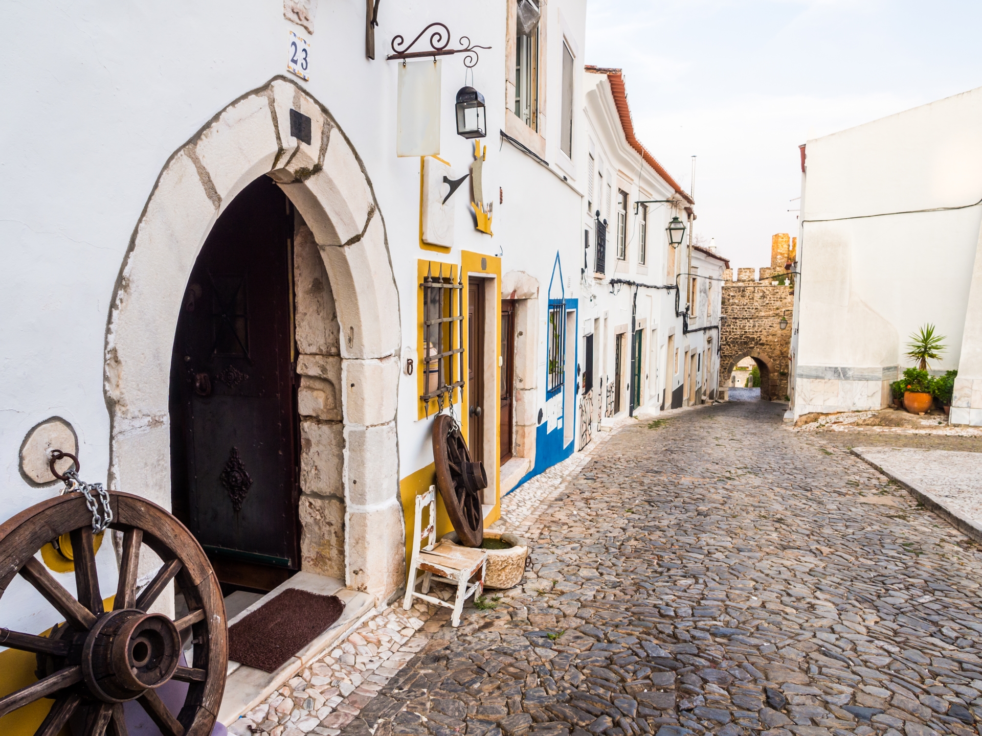 Perfect Pairings: Lisbon & Rural Alentejo 