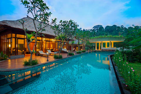 Ritz-Carlton