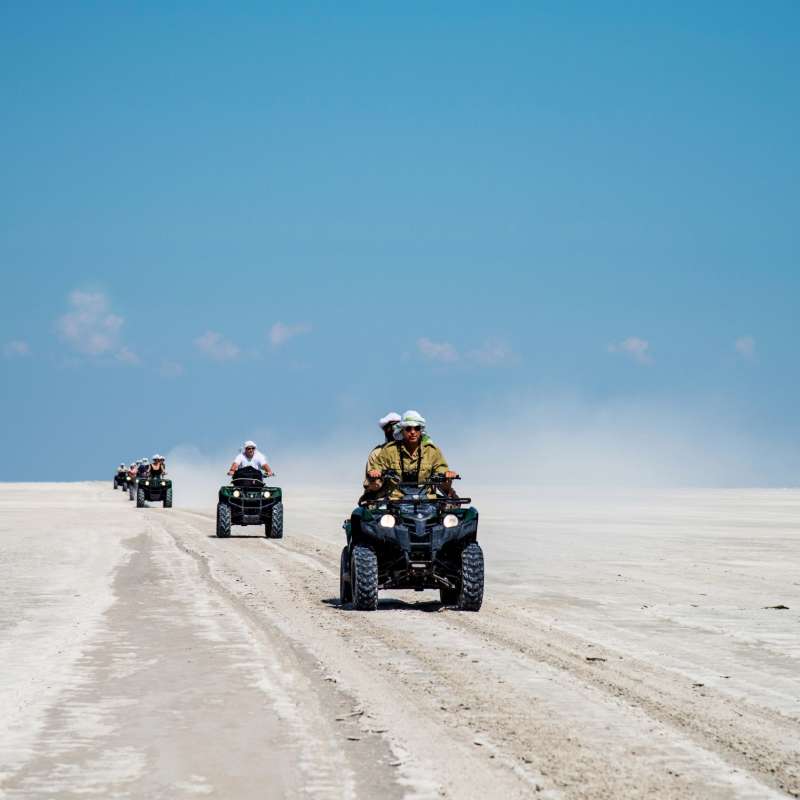 Quadbiking - Makgadikgadi and the Kalahari