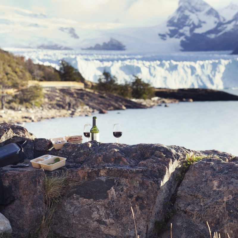 Picnic by the glacier - Eolo