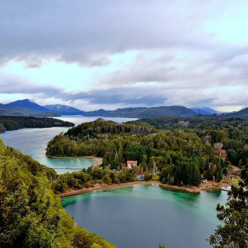 Lake District setting - Hosteria Las Balsas
