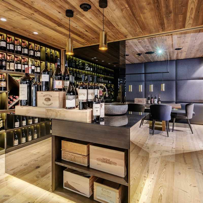 Severins Alpine Retreat - Wine Bar 