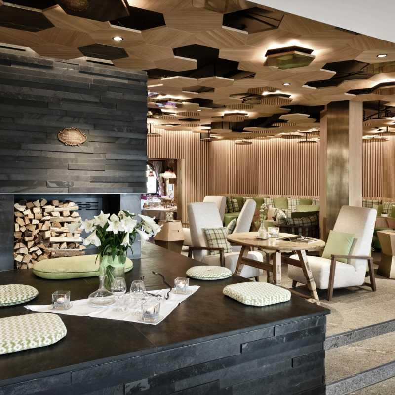 Lounge - Goldener Berg 