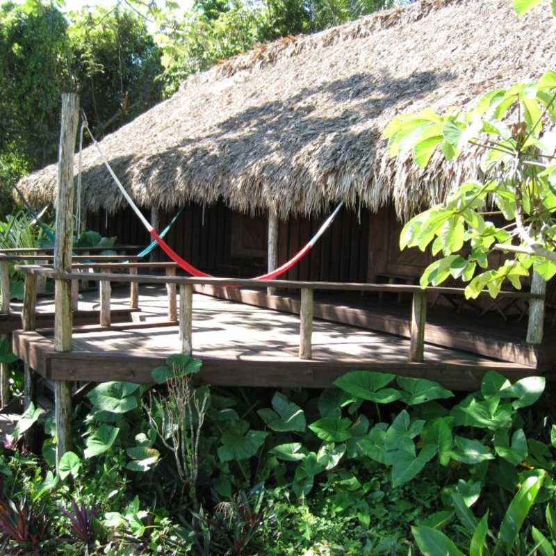 Lagoon front - Lamanai Outpost Lodge