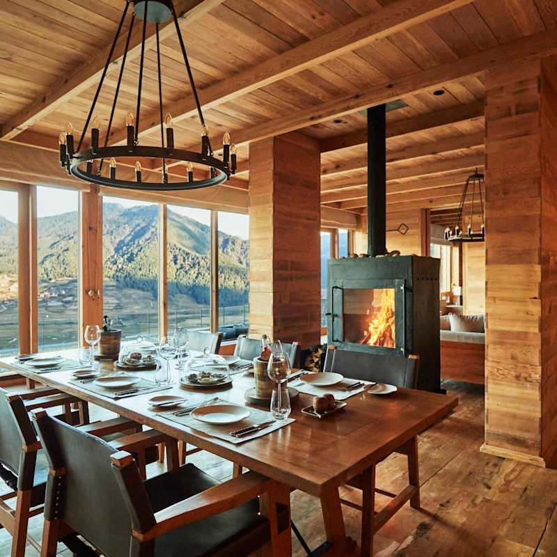 Two Bedroom Villa Dining Room - Six Senses Gangtey 