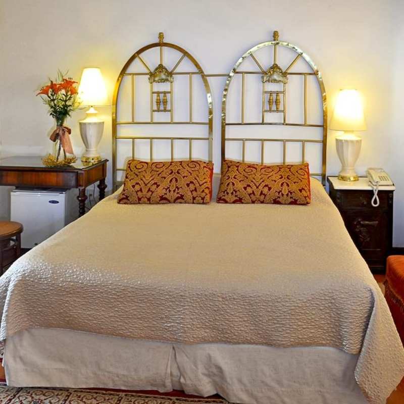 Bedroom - Hotel Parador Santa Maria La Real 