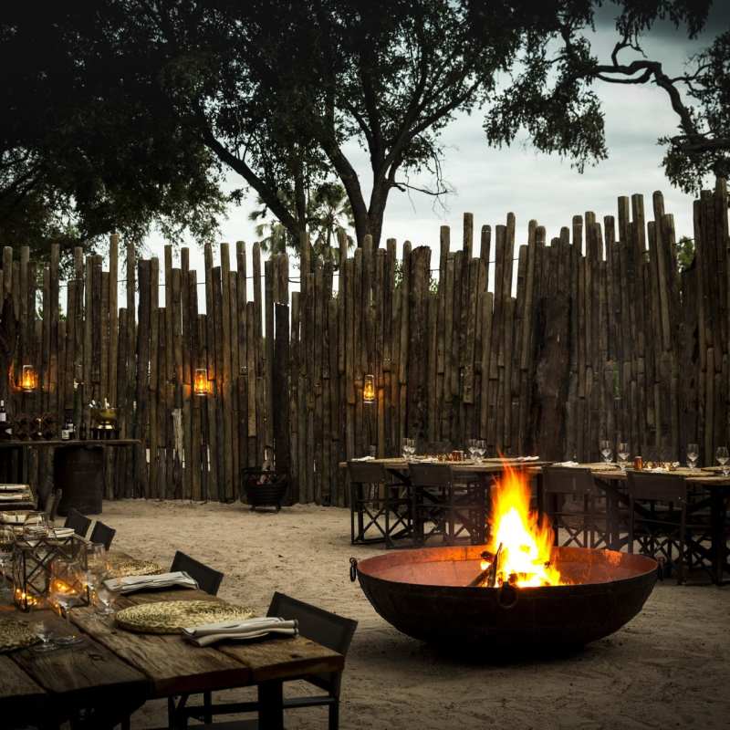 Mombo Camp dining 