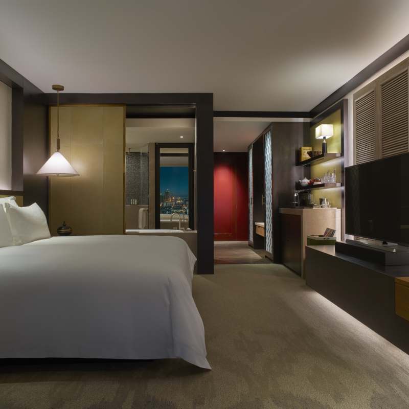 Executive Bedroom - Rosewood Phonm Penh
