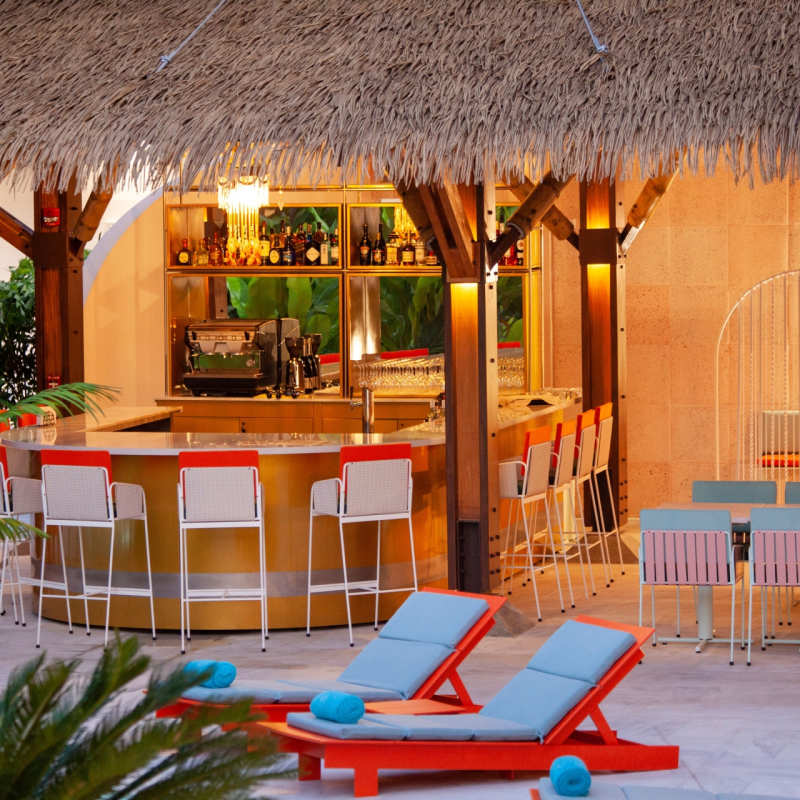 Poolside bar - Aguas Claras 