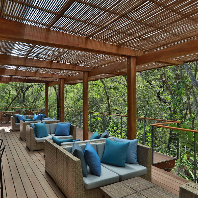 Rio Perdido Hotel - Outdoor Lounge 