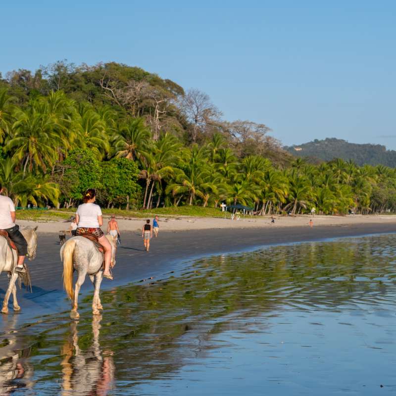 Horseride along the Beach - Costa Rica for Teenagers