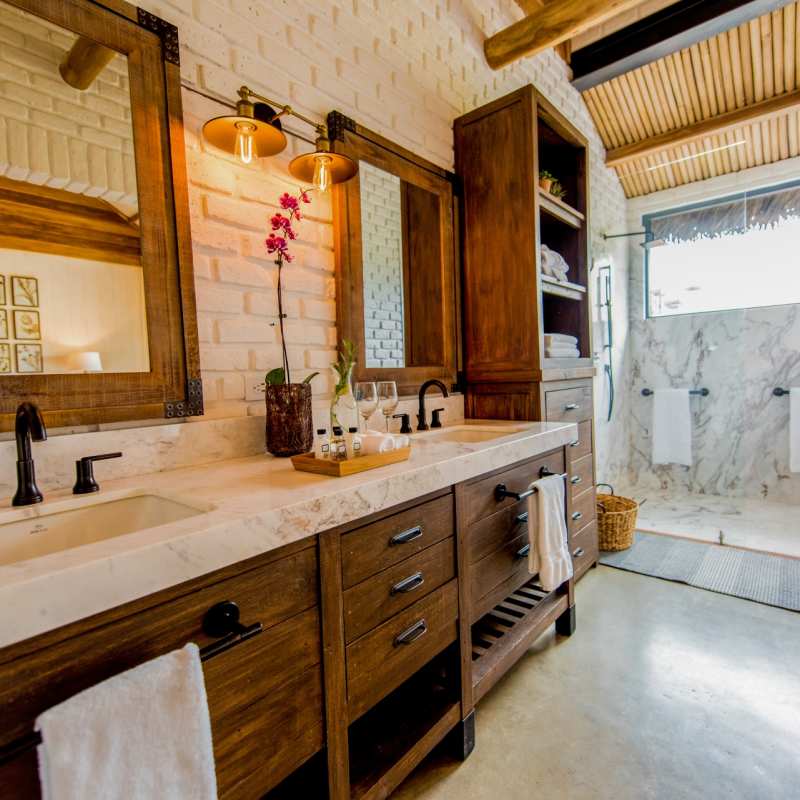 Stables Bathroom  