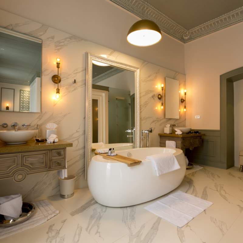 Junin Suite bathroom - Illa Experience Hotel