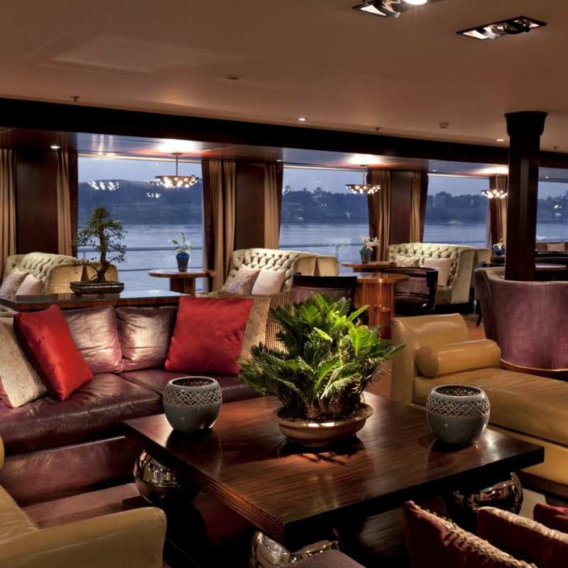 Lounge - Sanctuary Sun Boat IV