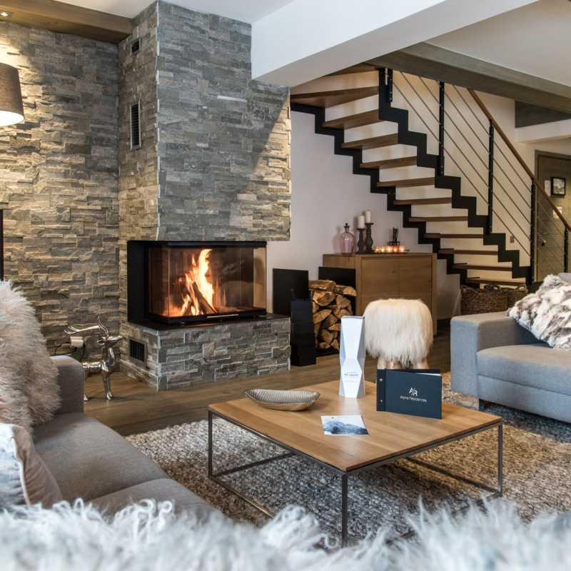 Whistler Lodge - Living Room 